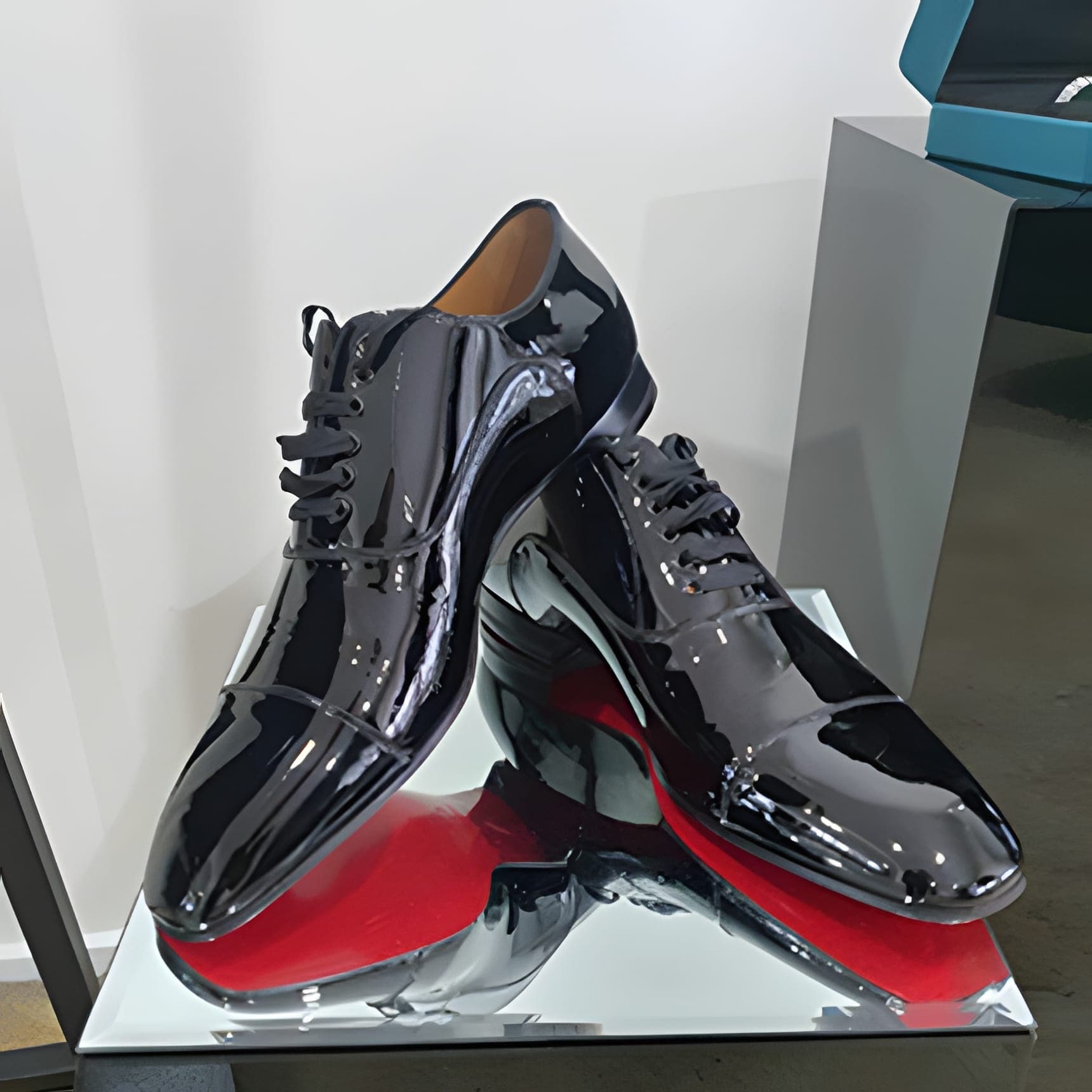 Groom room accessories