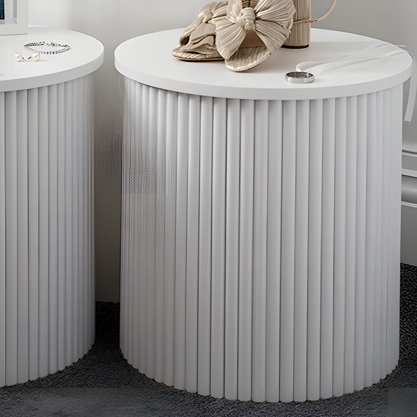 Ripple plinth close-up